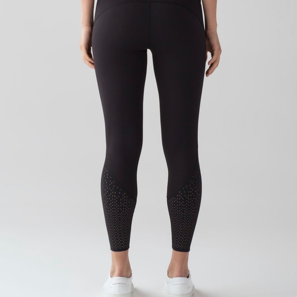 Lululemon black tights